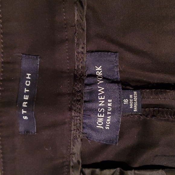 Jones New York Shorts Womens Stretch Size 16 NEW Black Long Bermuda - Picture 5 of 9